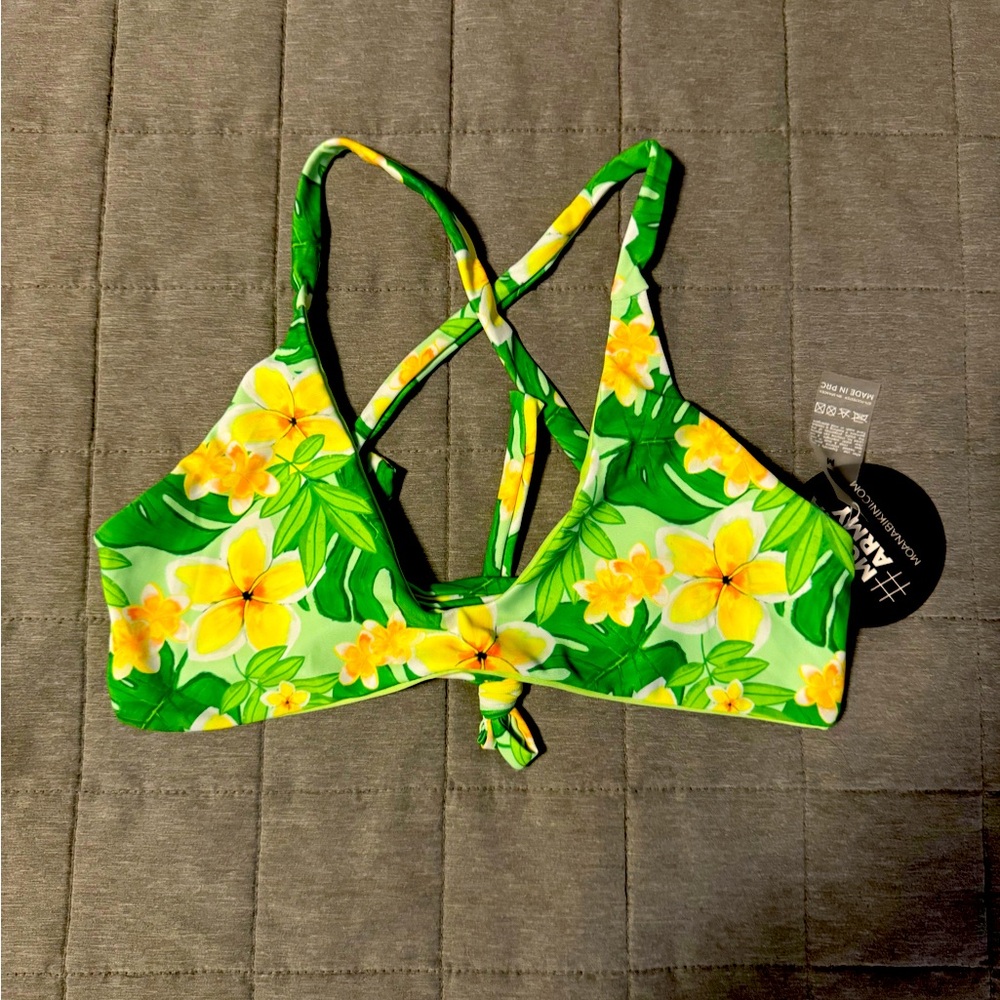 Moana Bikini - Reversible Flirty Franji Marlin Top - Size Medium